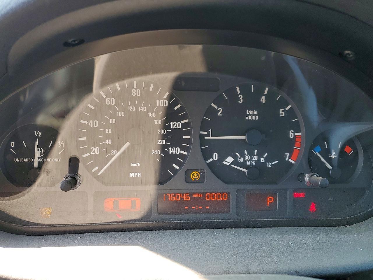 2002 BMW 3 SERIES