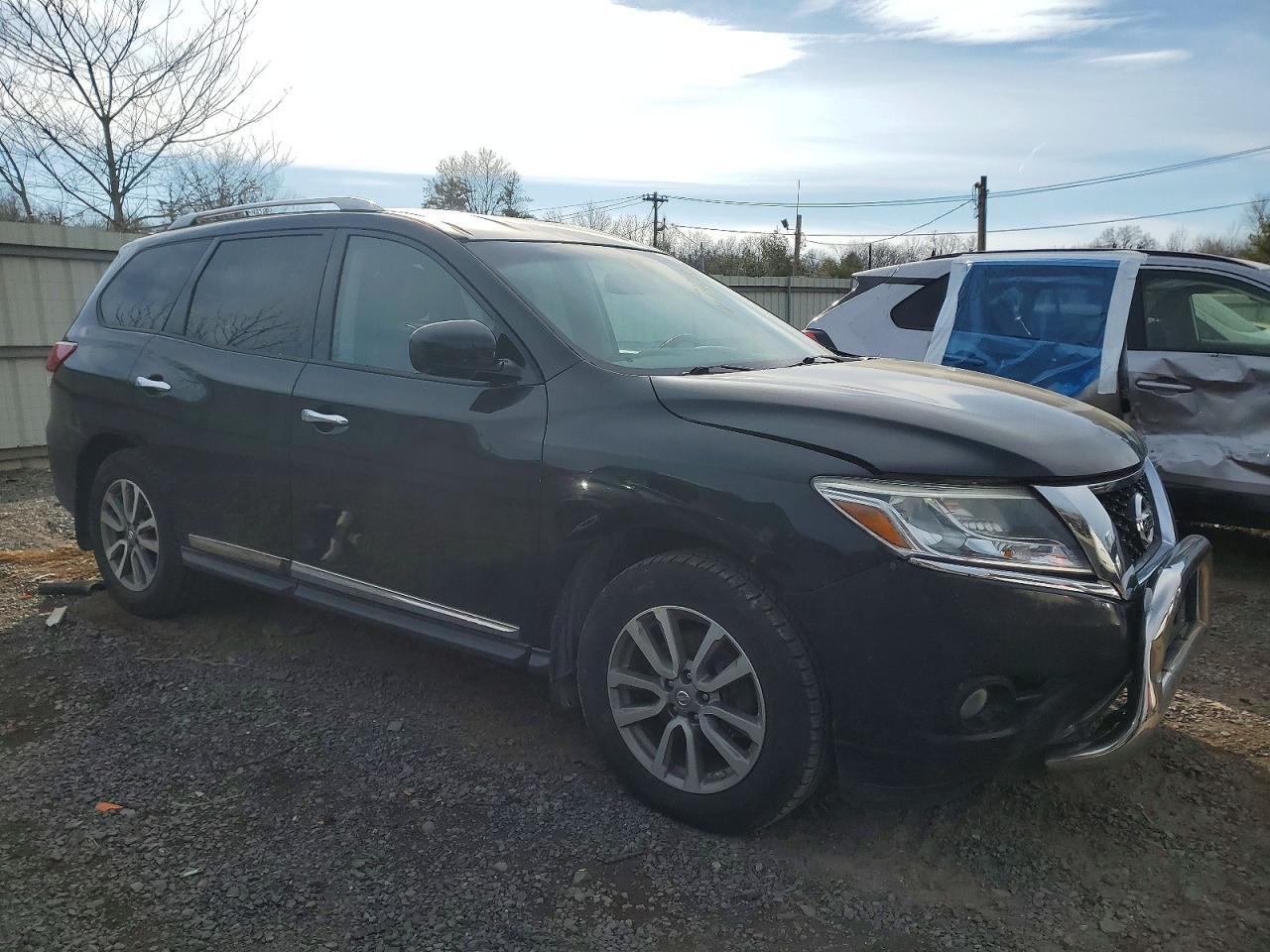 2016 NISSAN PATHFINDER