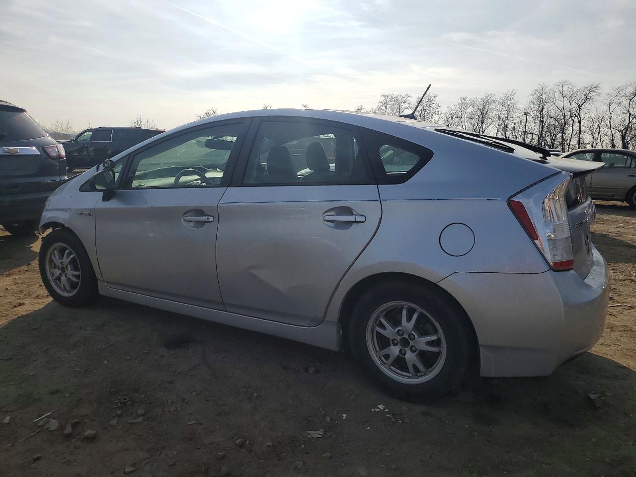 2011 TOYOTA PRIUS