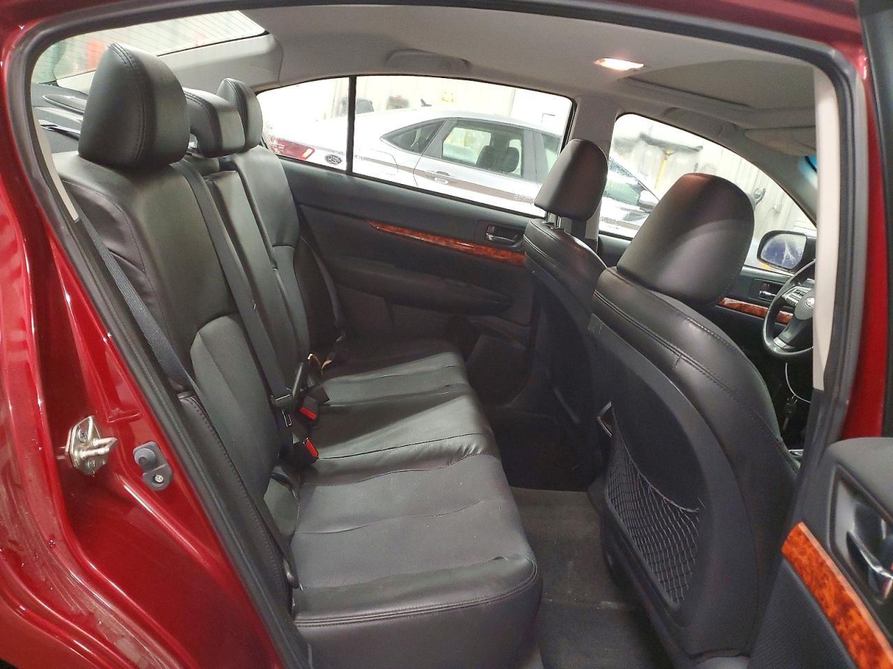 2012 SUBARU Legacy