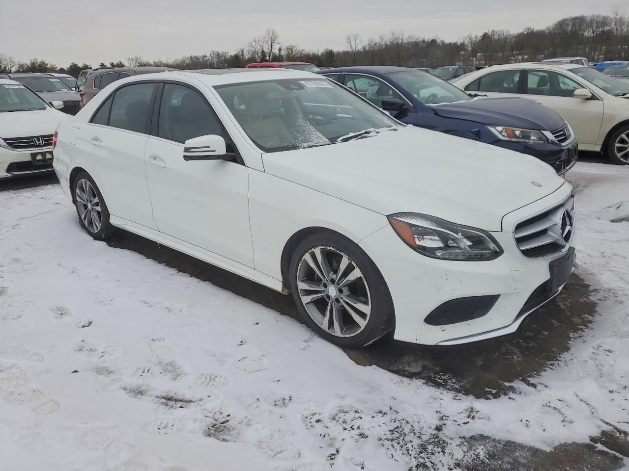 2016 MERCEDES-BENZ E-Class
