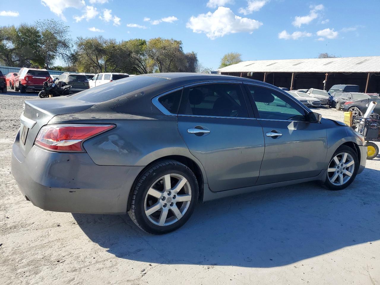 2015 NISSAN ALTIMA