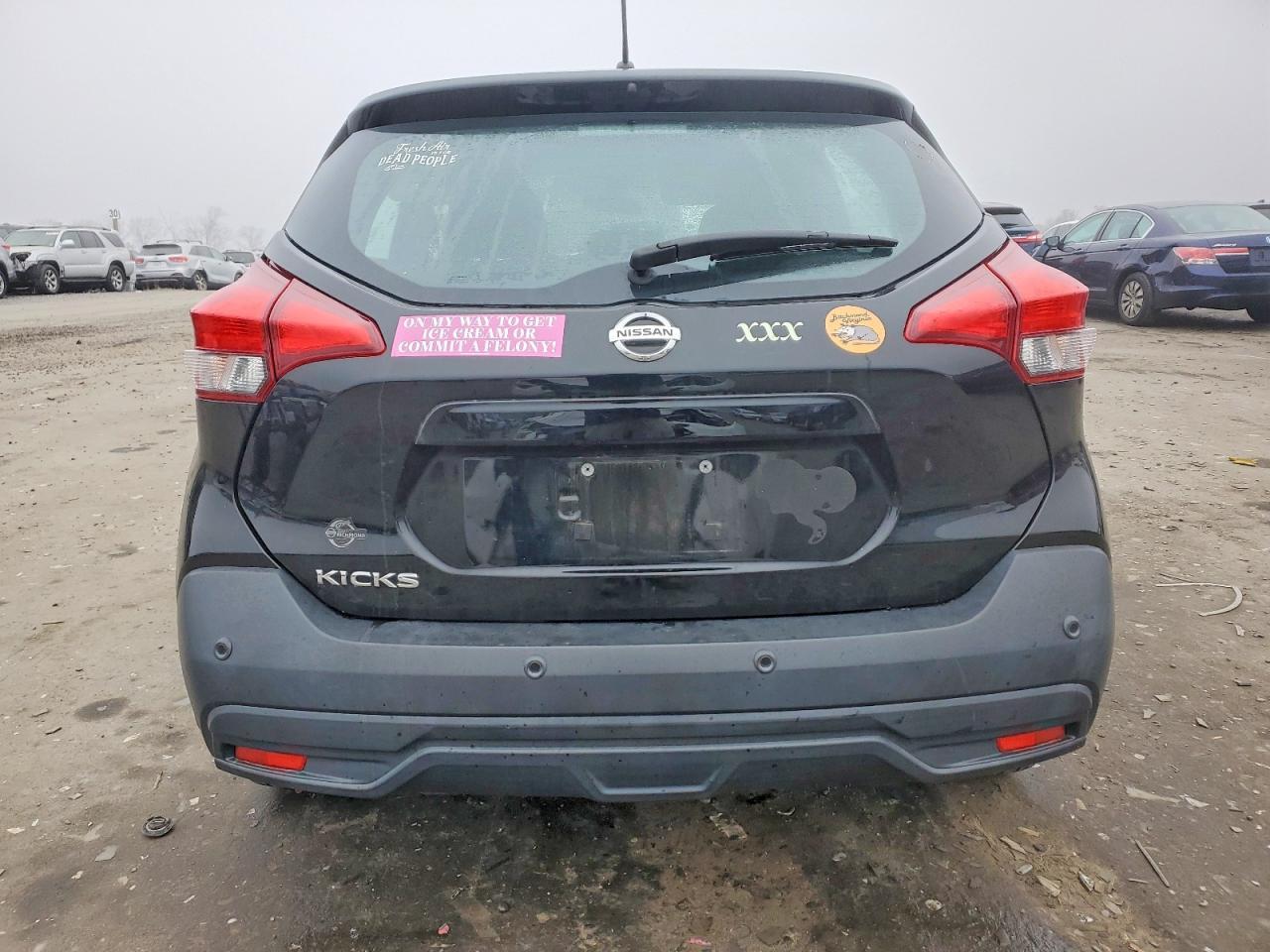 2020 NISSAN KICKS