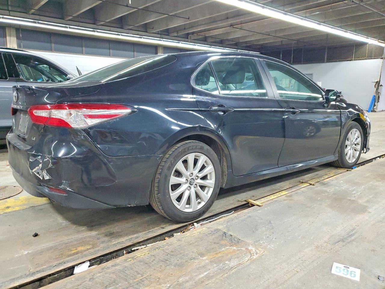 2018 TOYOTA CAMRY