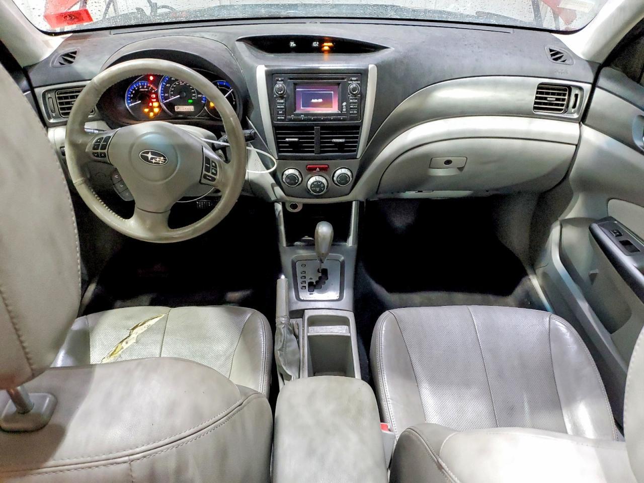 2011 SUBARU FORESTER