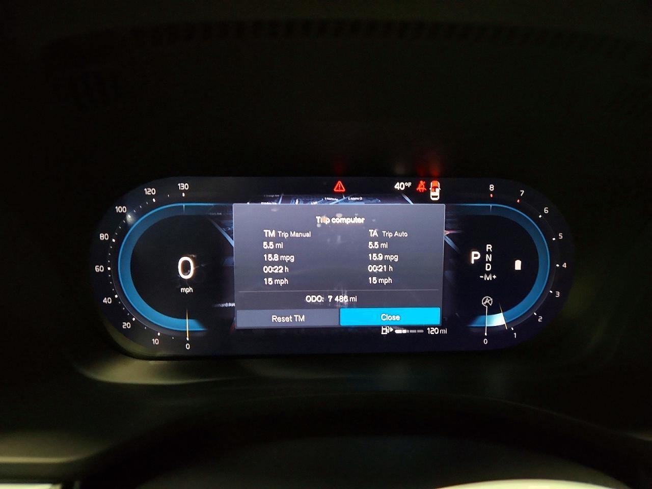 2025 VOLVO XC60