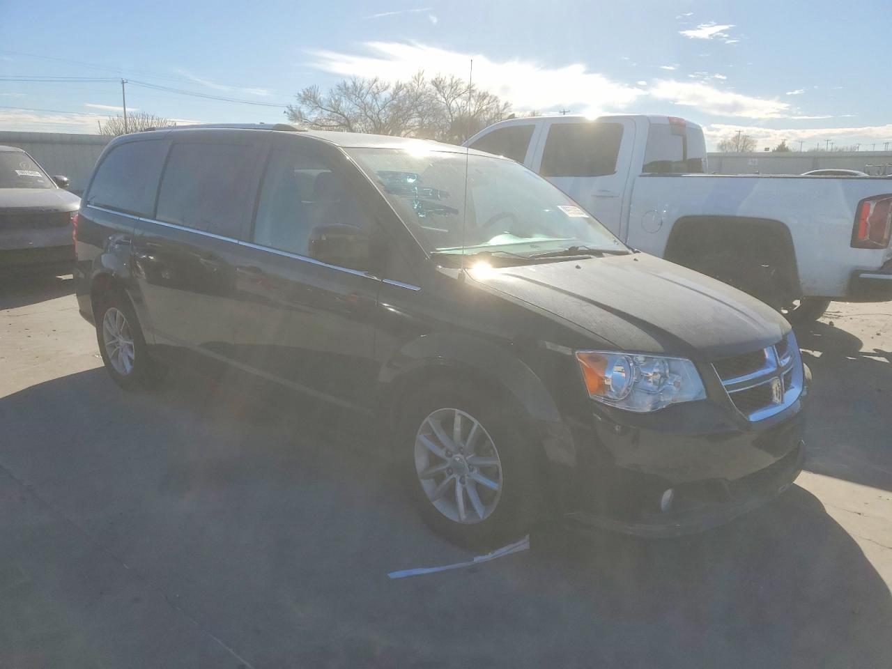2018 DODGE GRAND CARAVAN