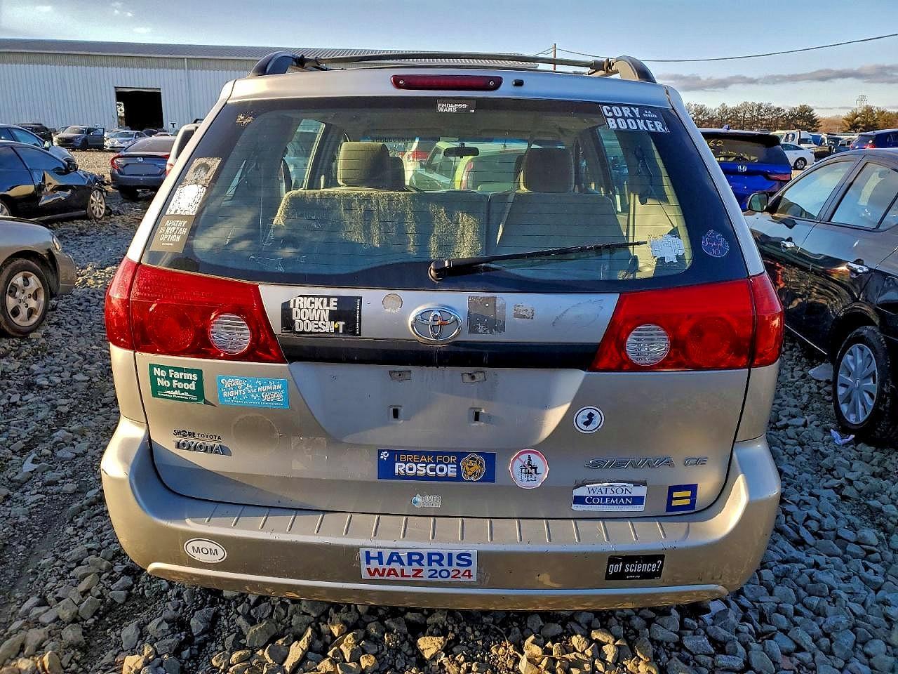2006 TOYOTA SIENNA