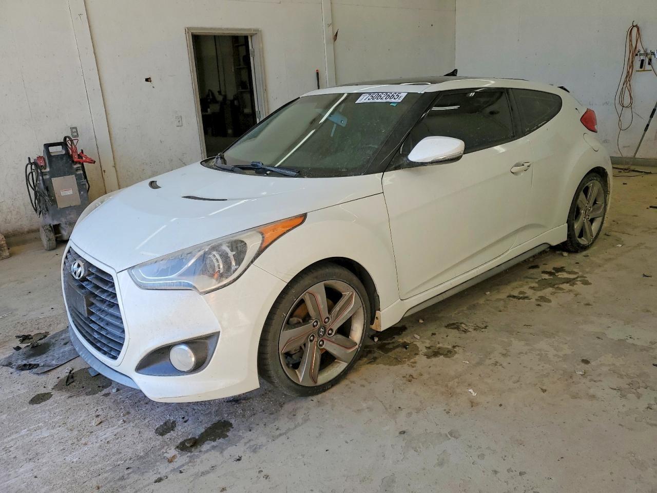 2013 HYUNDAI VELOSTER