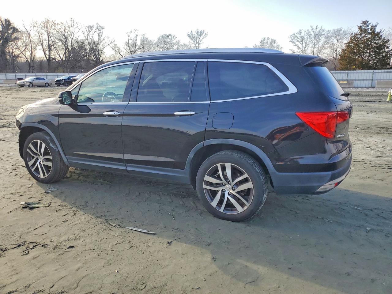 2017 HONDA PILOT