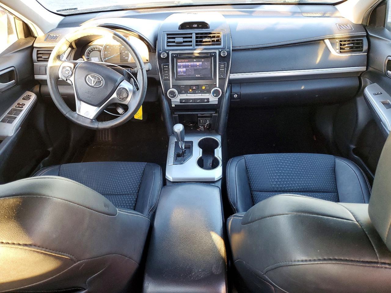 2014 TOYOTA CAMRY