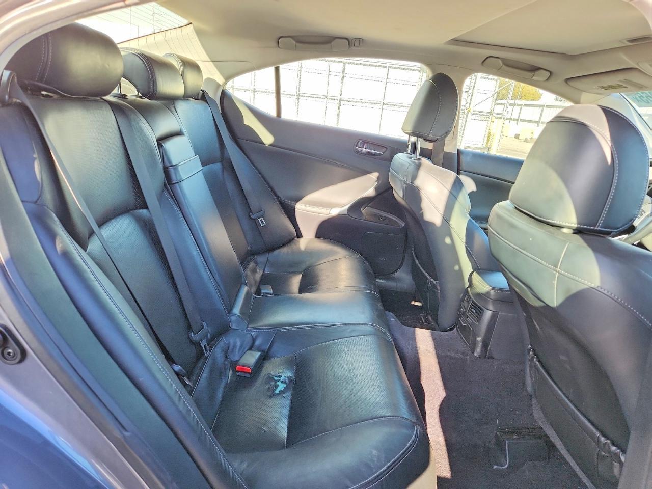2012 LEXUS IS 250