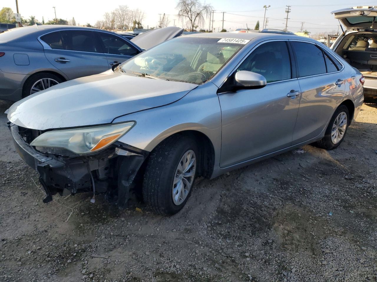 2015 TOYOTA CAMRY