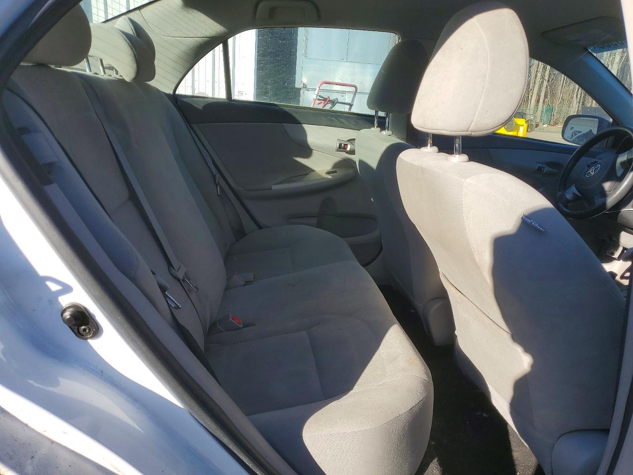 2013 TOYOTA COROLLA