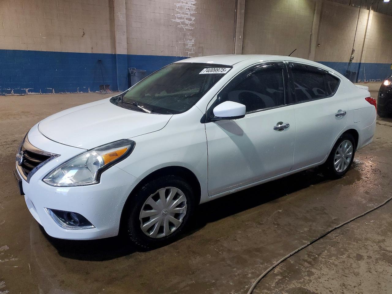 2019 NISSAN VERSA