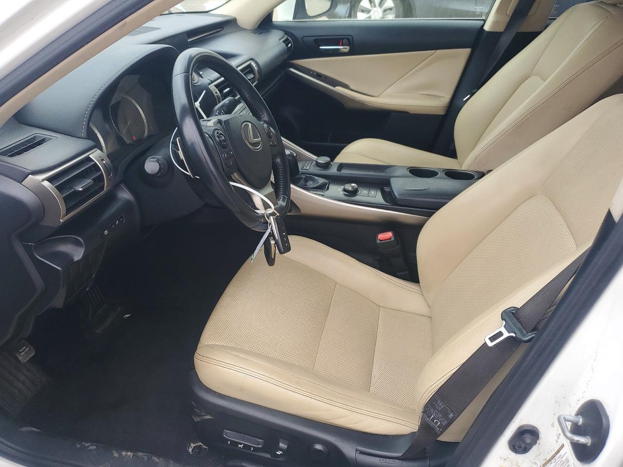 2015 LEXUS IS 250