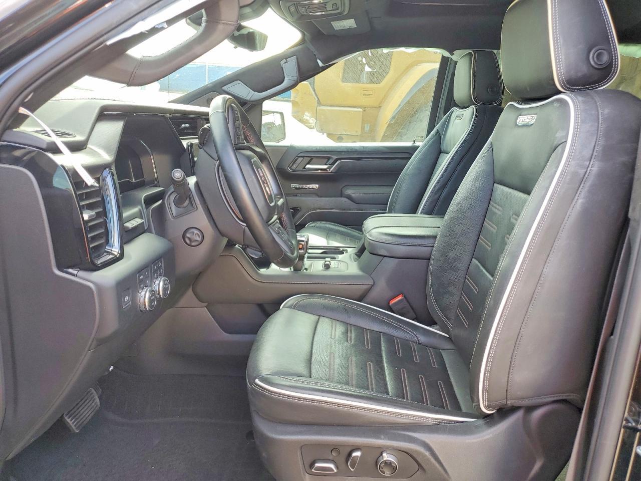 2024 GMC Sierra