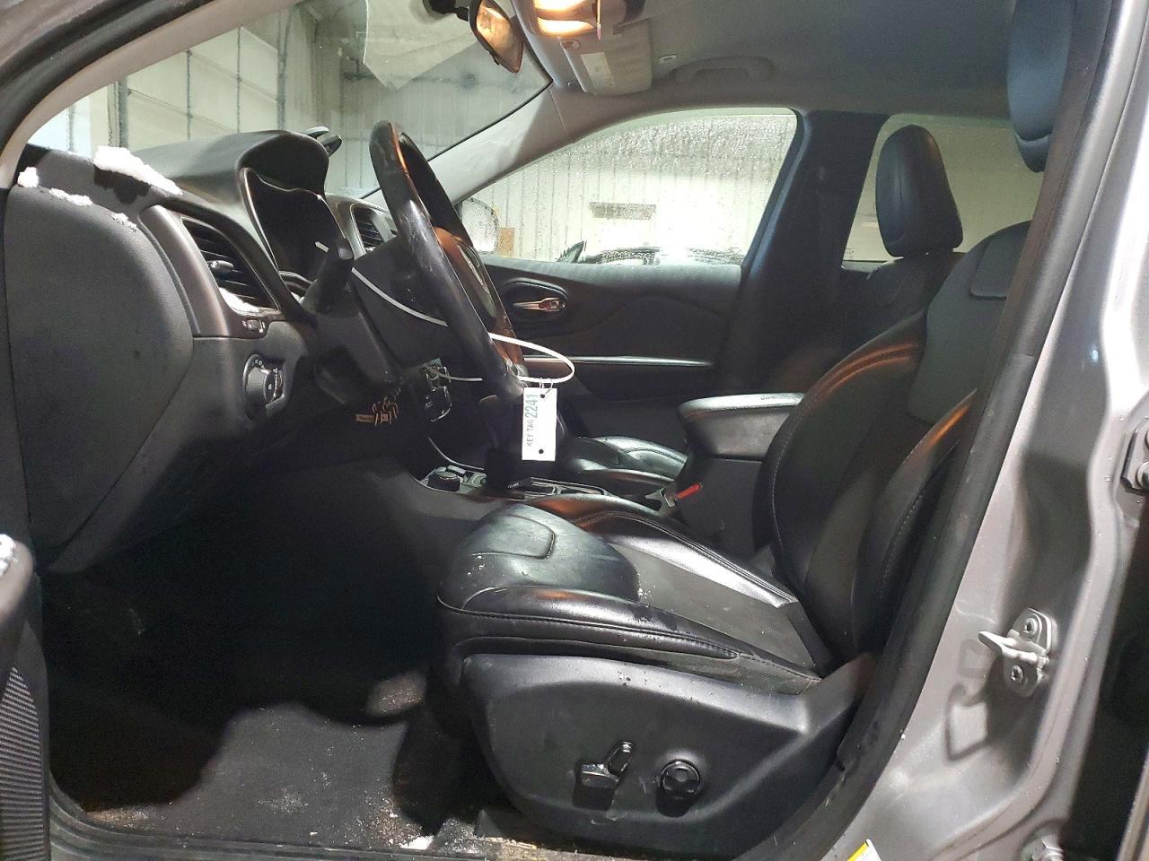 2019 JEEP CHEROKEE
