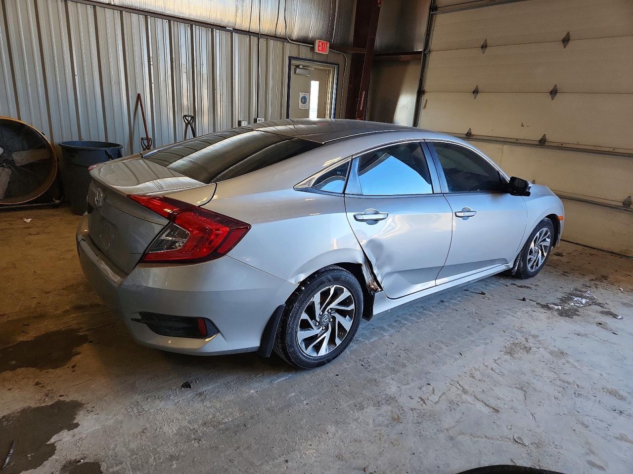 2016 HONDA CIVIC