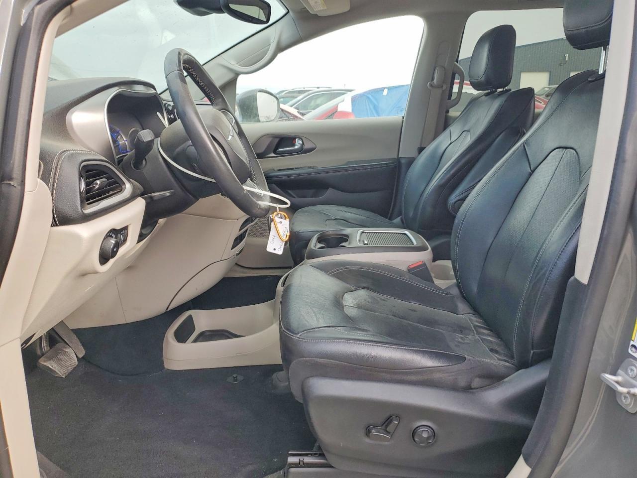 2022 CHRYSLER Pacifica