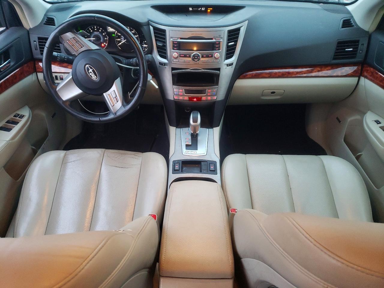 2010 SUBARU Outback