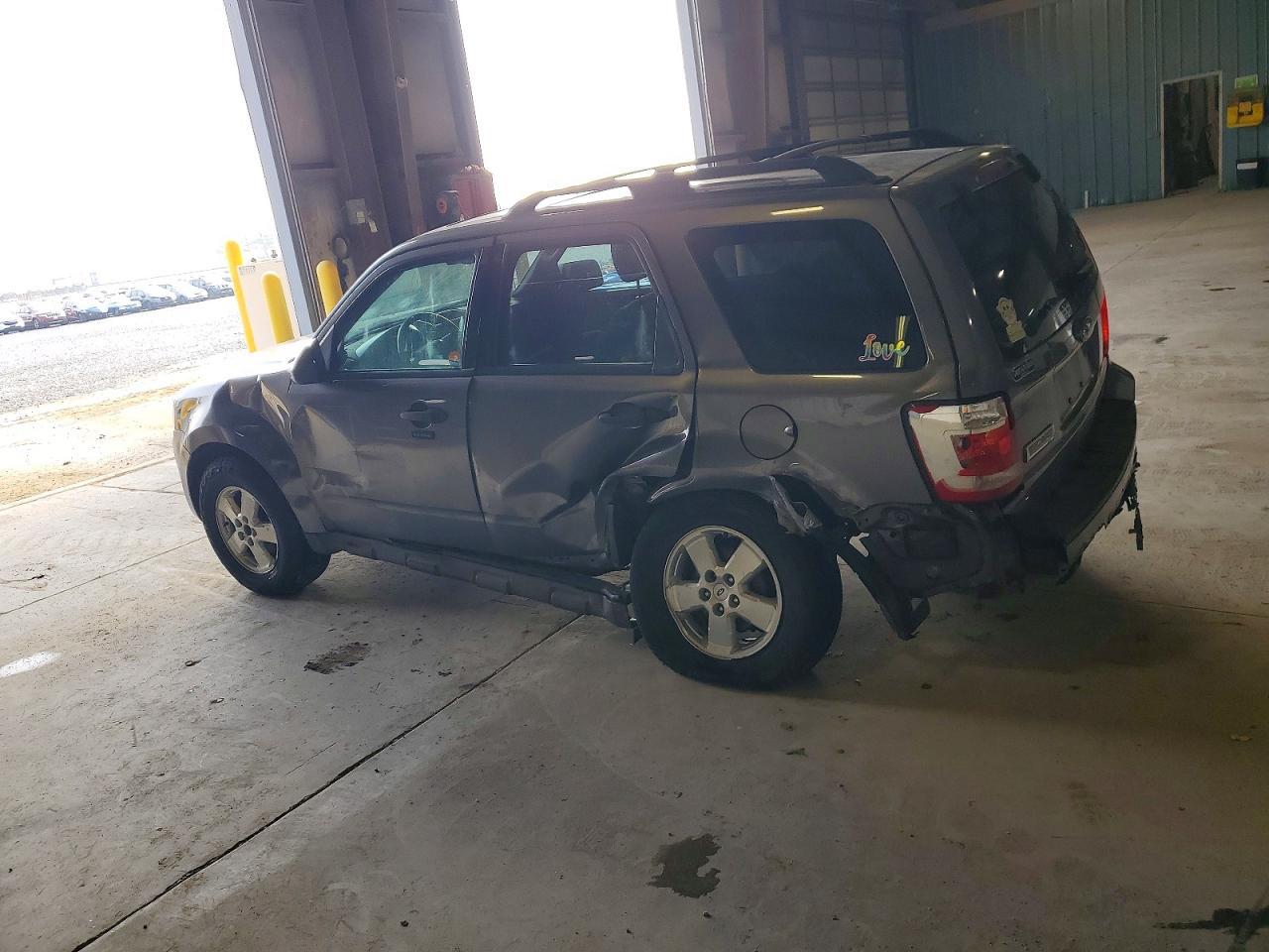 2009 FORD ESCAPE
