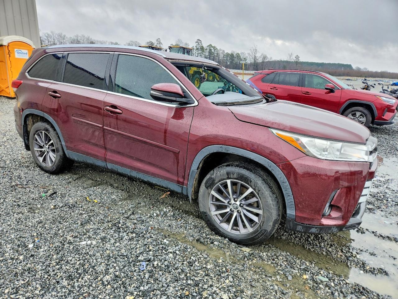 2019 TOYOTA HIGHLANDER