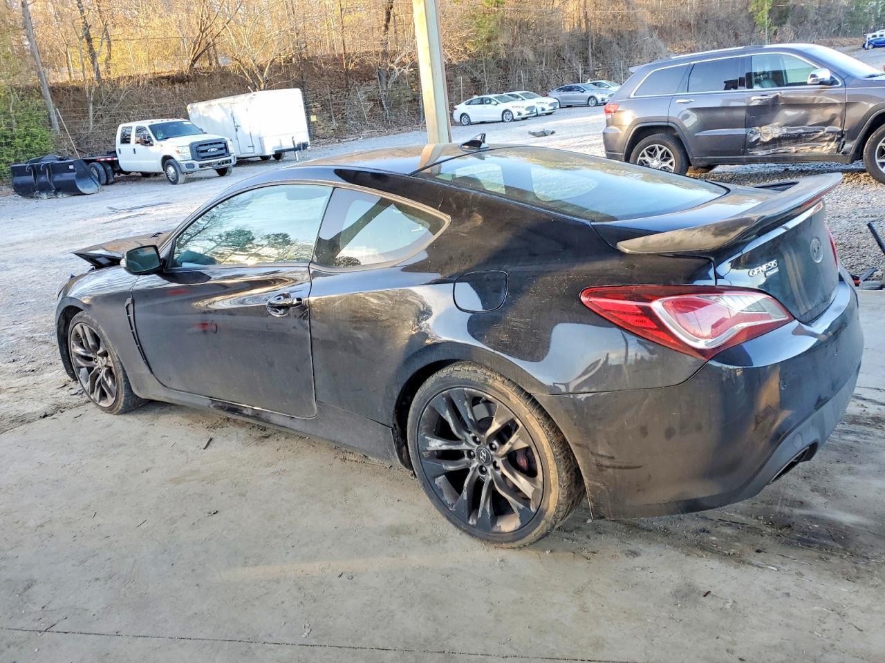 2016 HYUNDAI GENESIS