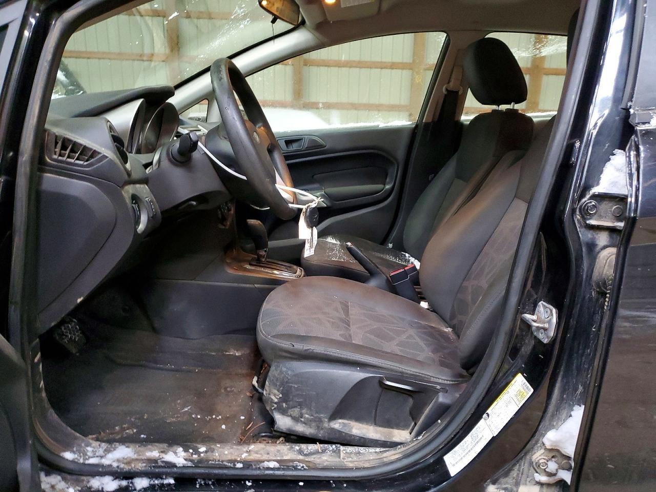 2012 FORD Fiesta