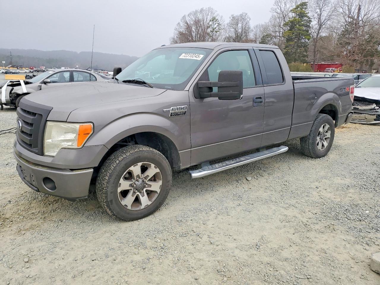 2013 FORD F-150