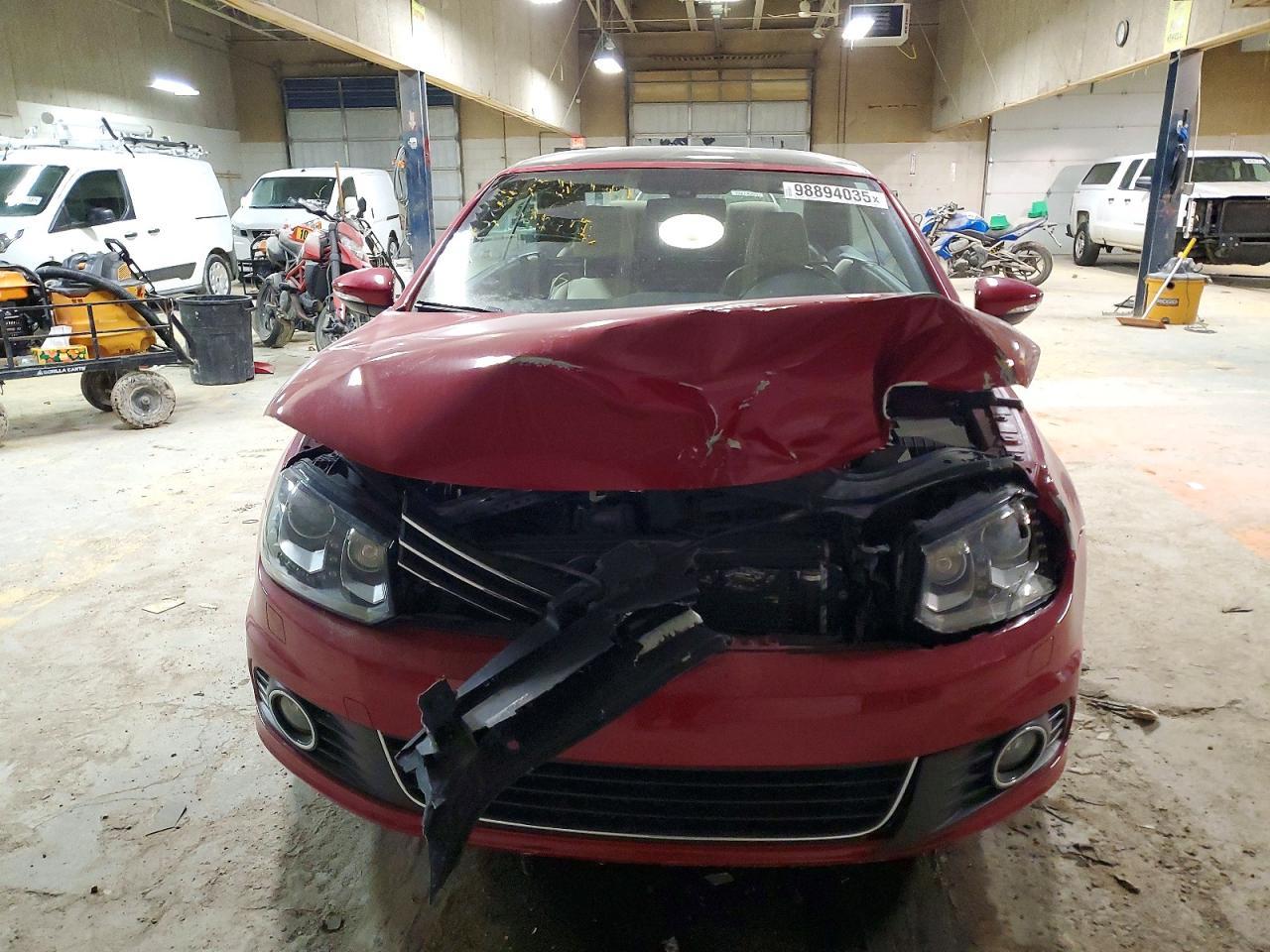 2014 VOLKSWAGEN EOS