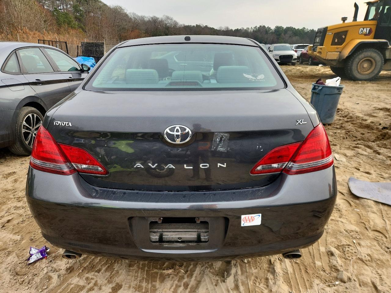 2009 TOYOTA Avalon