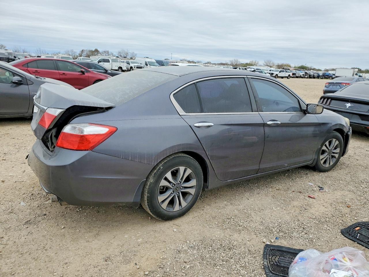 2015 HONDA ACCORD