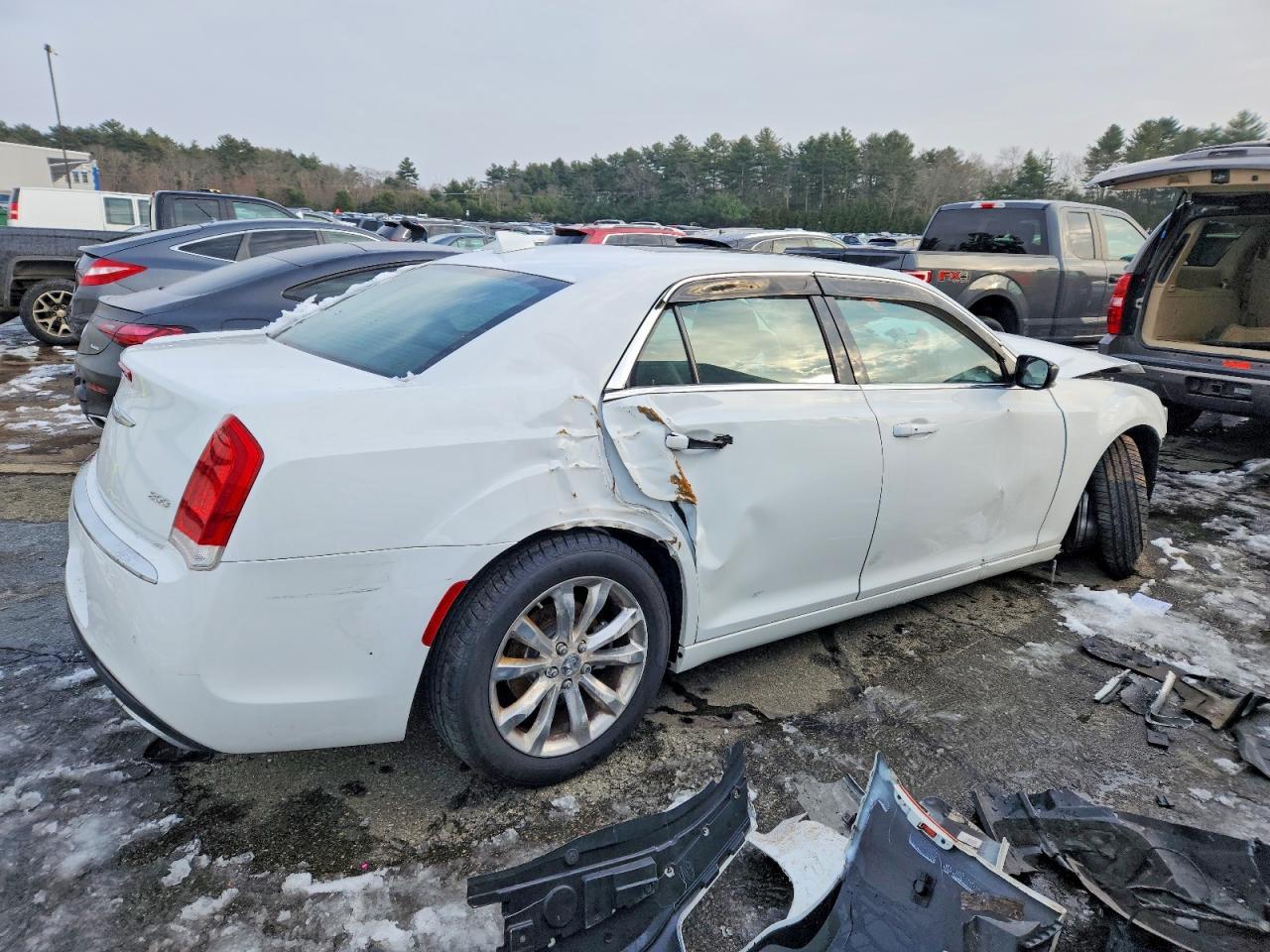 2016 CHRYSLER 300