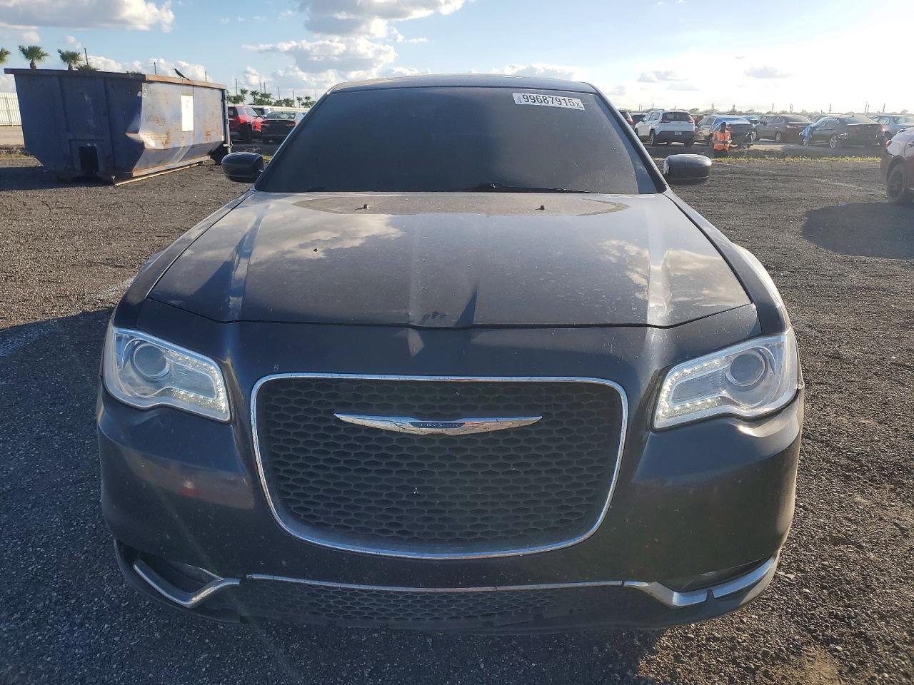 2016 CHRYSLER 300