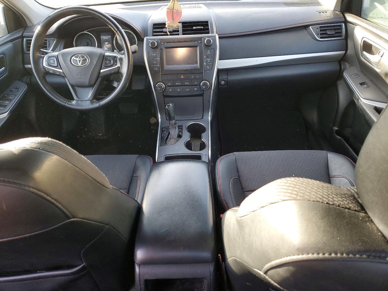 2016 TOYOTA CAMRY