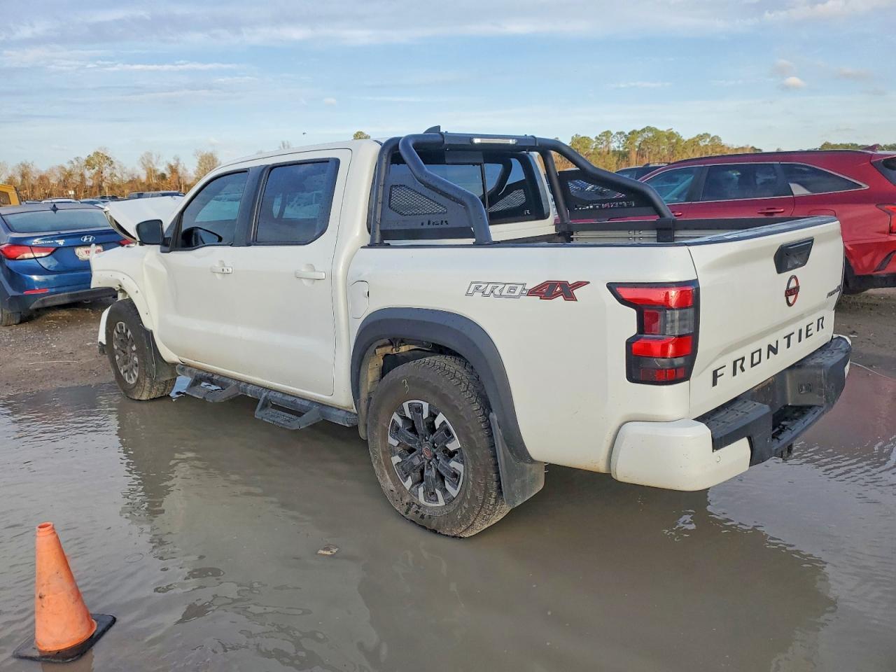 2023 NISSAN Frontier