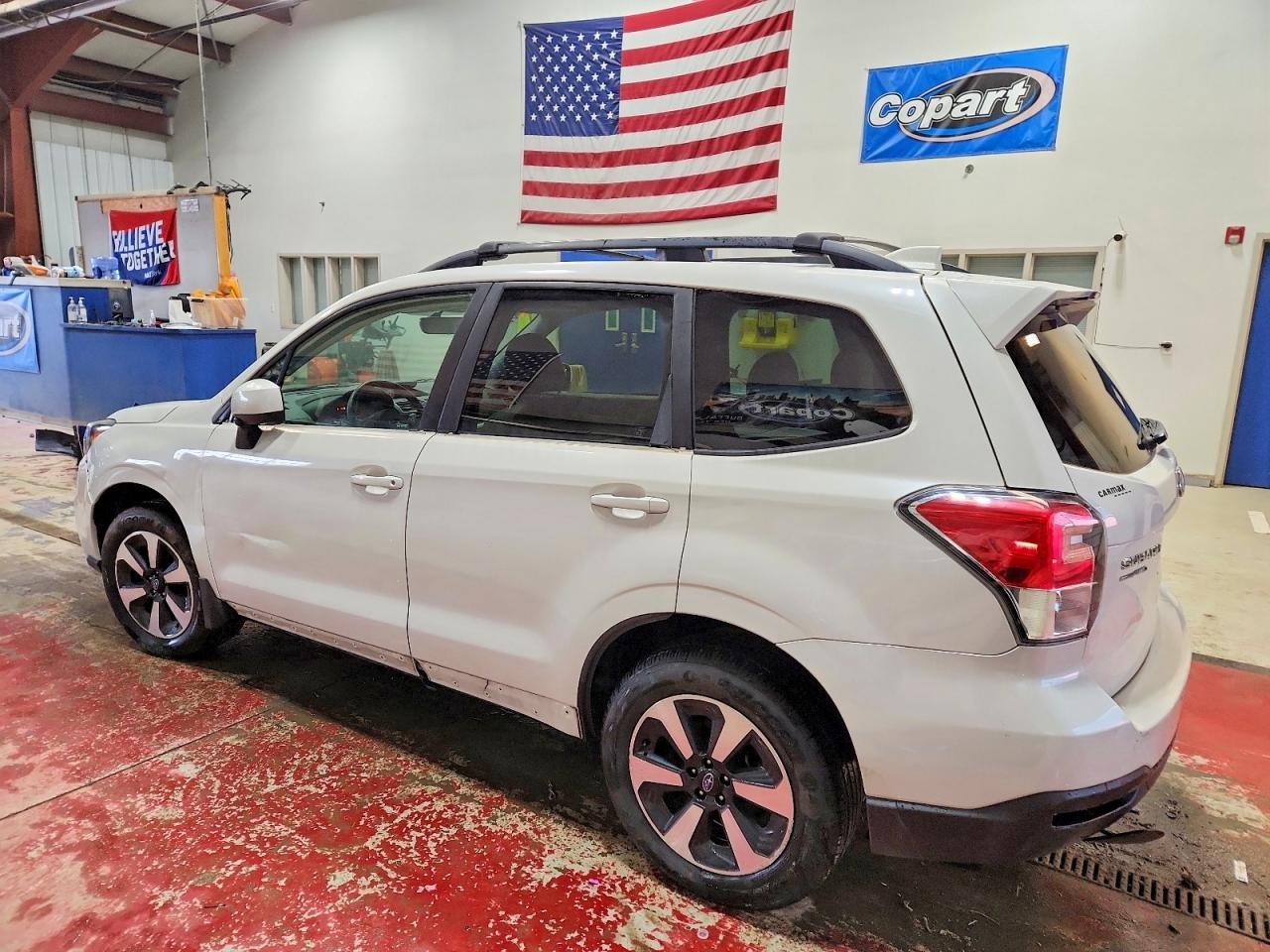 2017 SUBARU FORESTER
