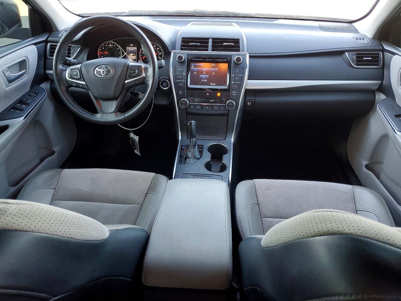 2017 TOYOTA CAMRY