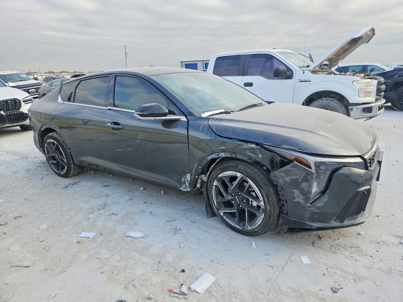 2025 KIA K4