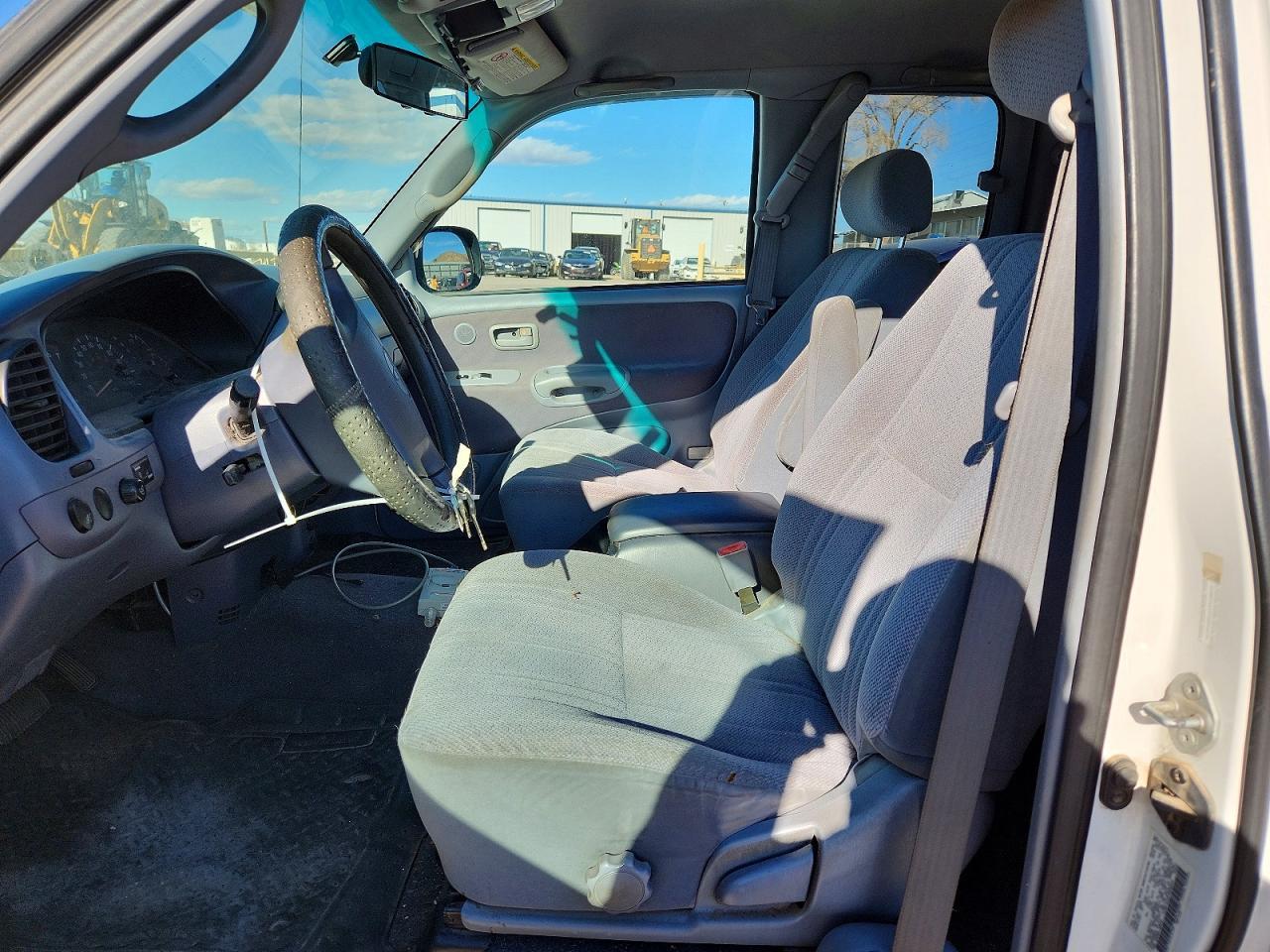 2000 TOYOTA TUNDRA