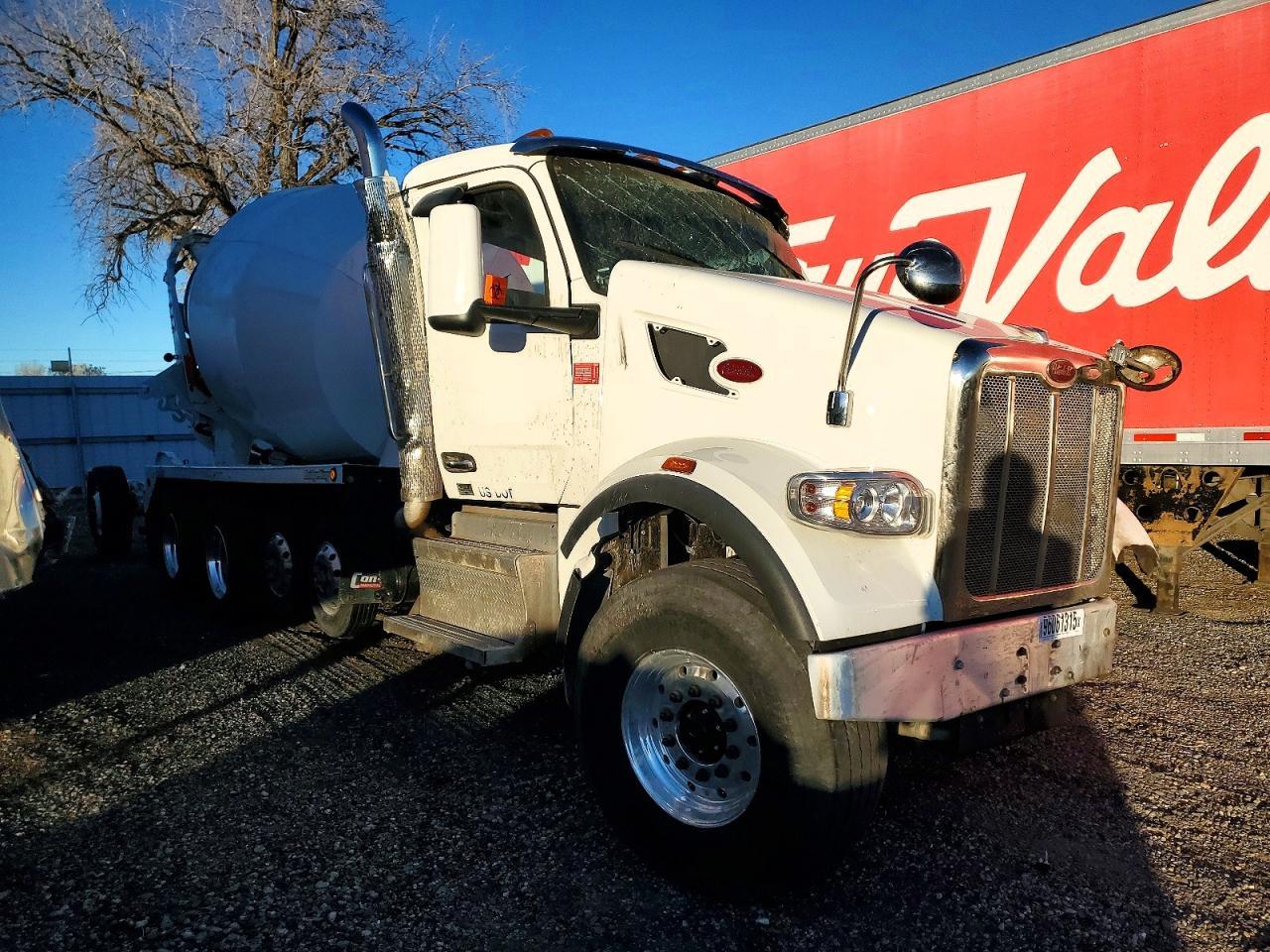 2026 PETERBILT 567