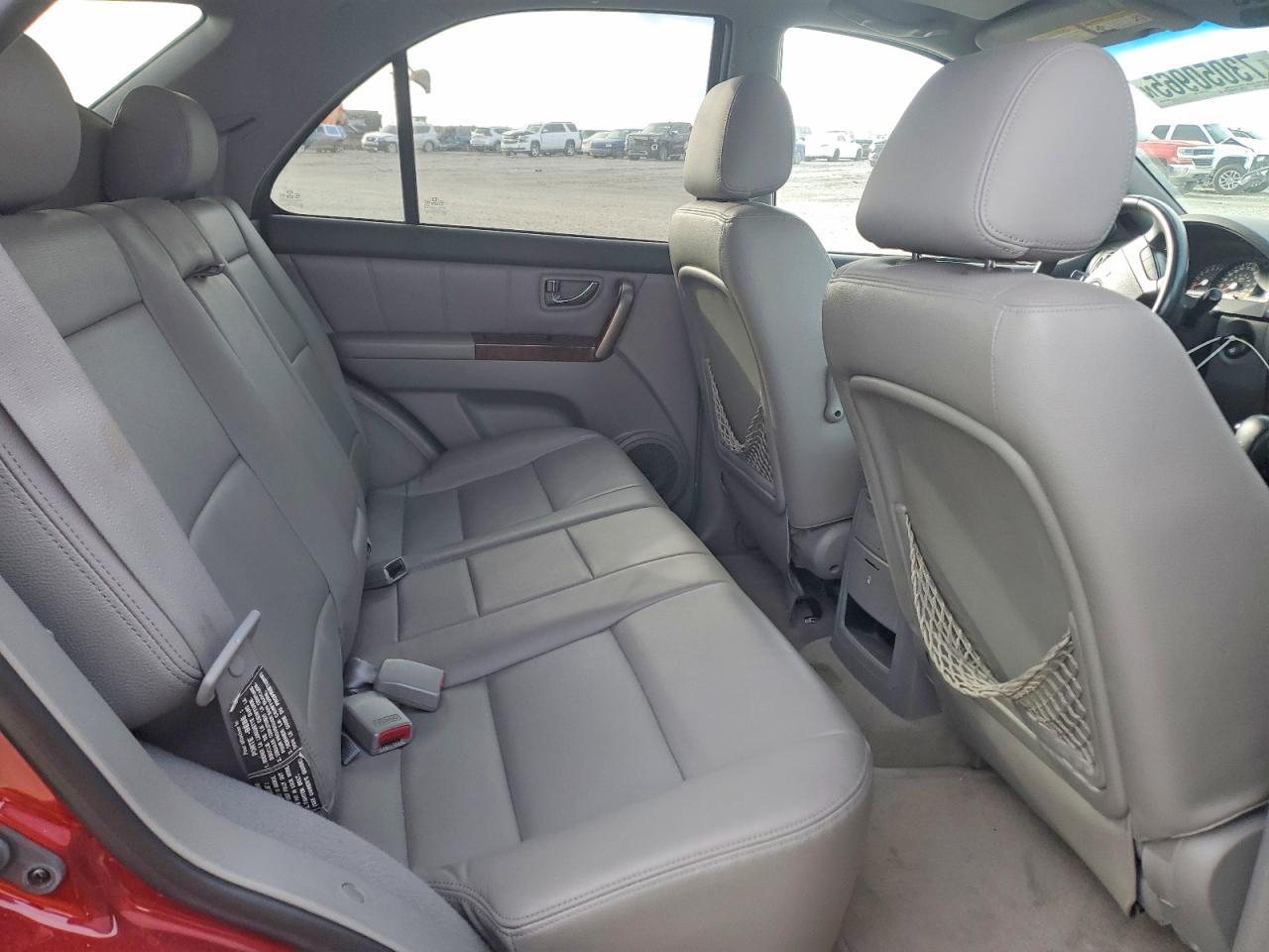 2005 KIA SORENTO
