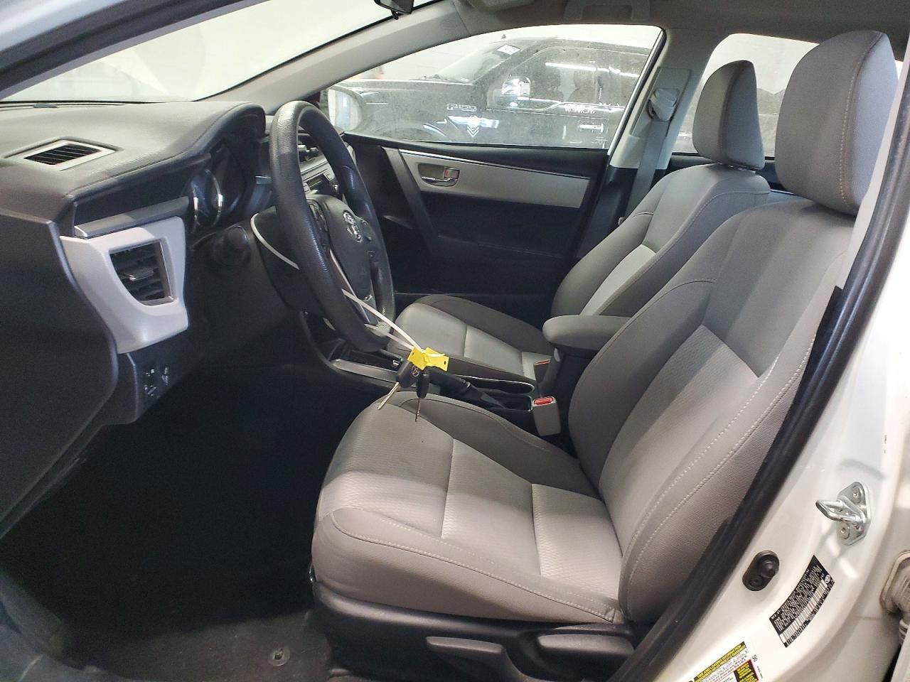 2015 TOYOTA COROLLA