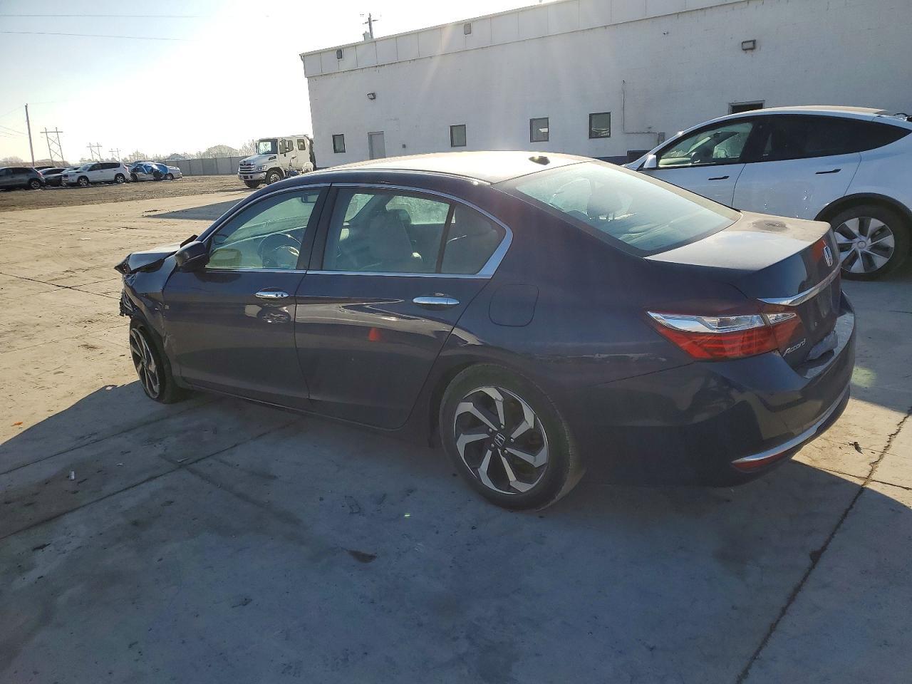 2016 HONDA ACCORD