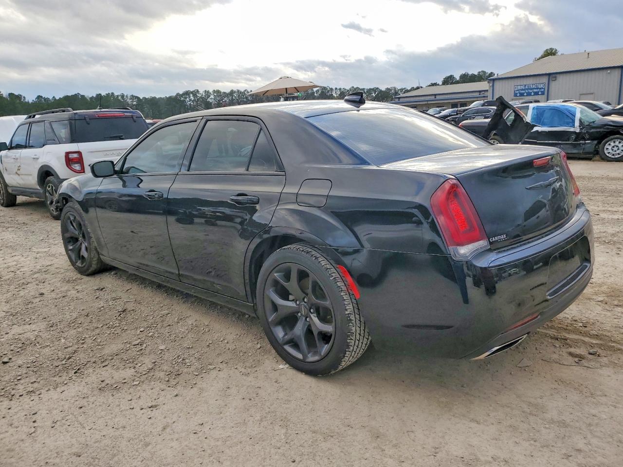 2021 CHRYSLER 300
