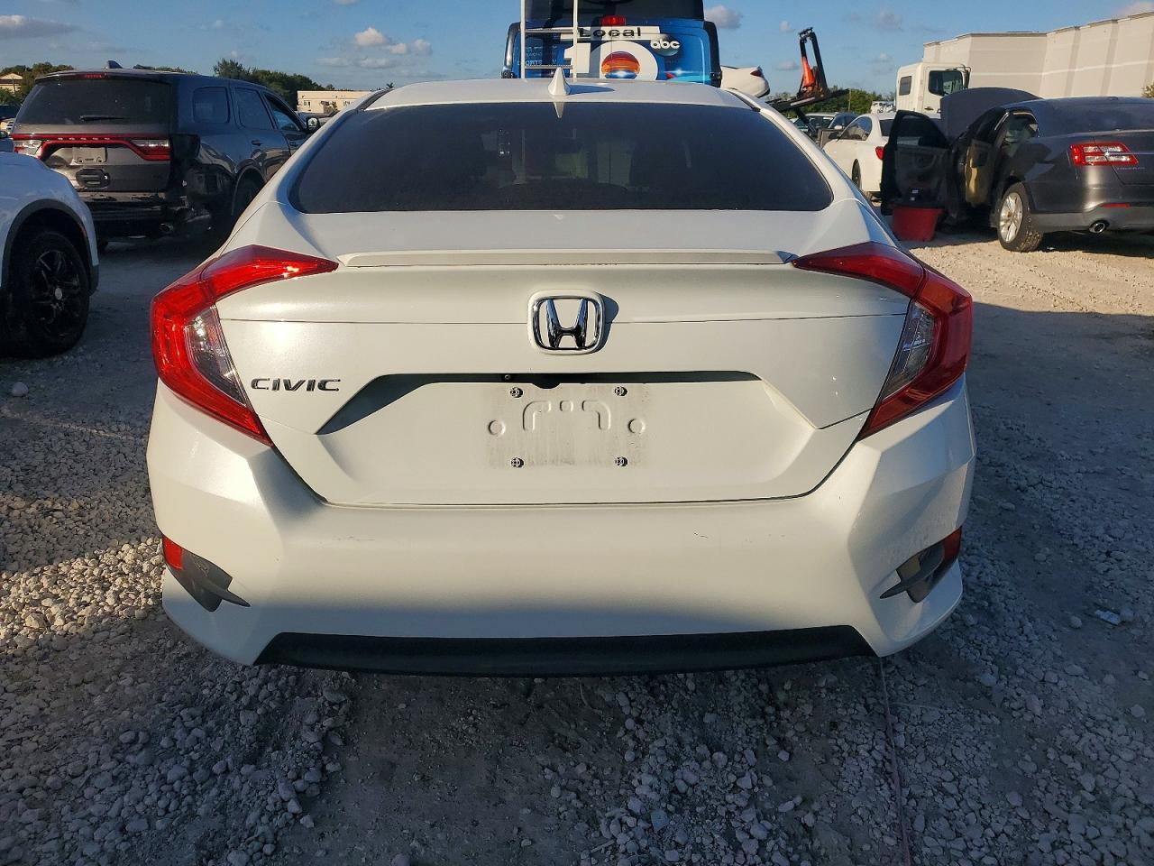 2017 HONDA CIVIC