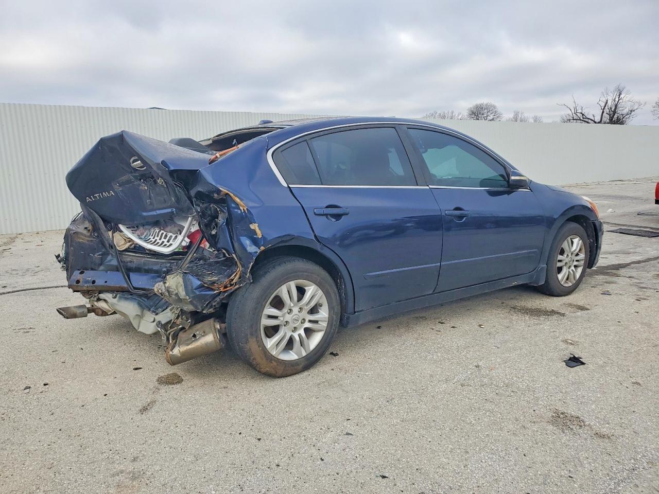 2010 NISSAN ALTIMA