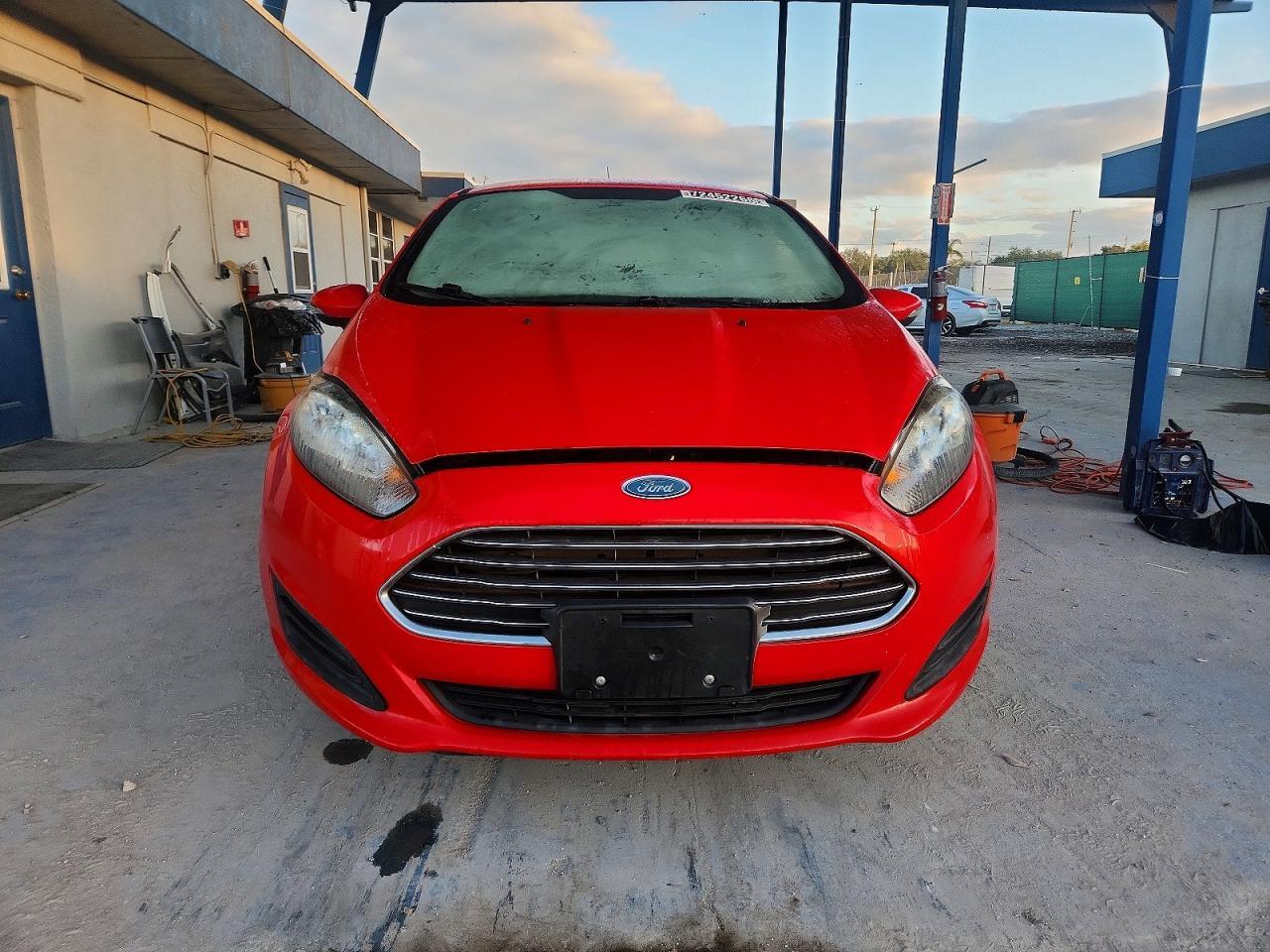 2014 FORD Fiesta