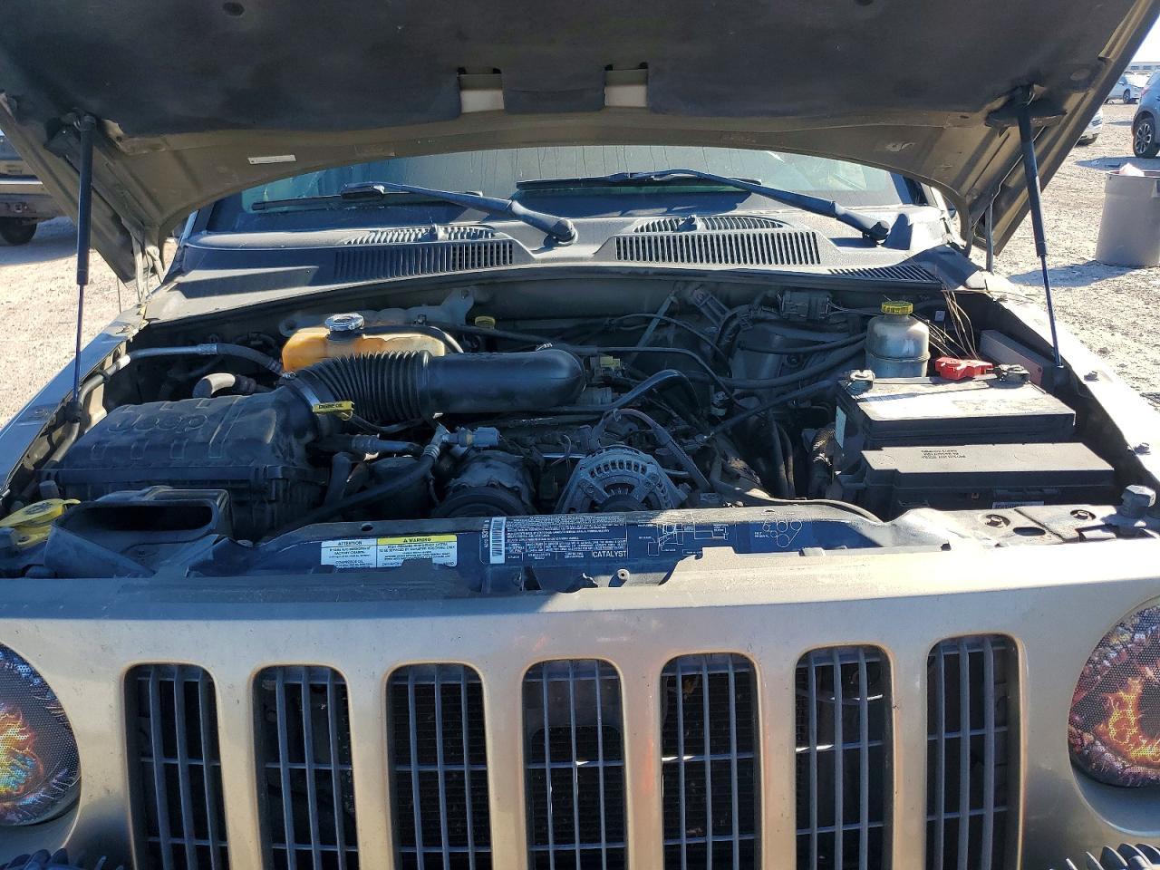 2005 JEEP Liberty